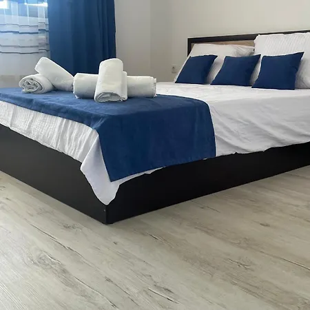за гости сузи Apartament Zavoya